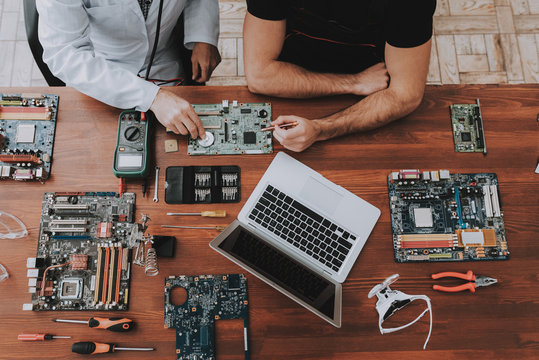 MacBook Repair PPC Illustration